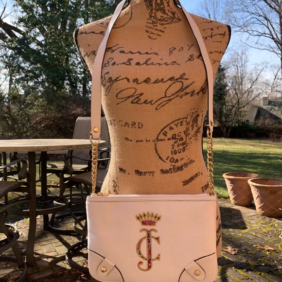 Juicy Couture Handbags - 🆕 Off White Juicy Couture Cross Body Bag